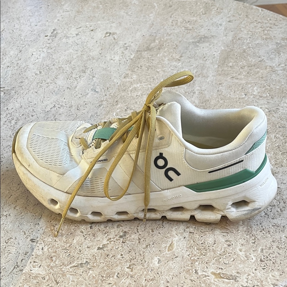 On Cloud Sneakers in White and Green - Picture 7 of 10